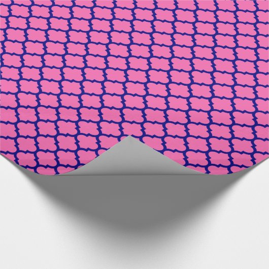 Hot Pink, Navy Blue Moroccan Quatrefoil Pattern #5 Cadeaupapier (Hoek)
