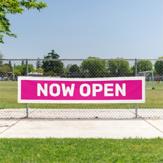Hot Pink Nu Geopend Banner (Insitu)