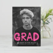 Hot Pink Spray Paint Photo Graduation Party Kaart (Staand voorkant)