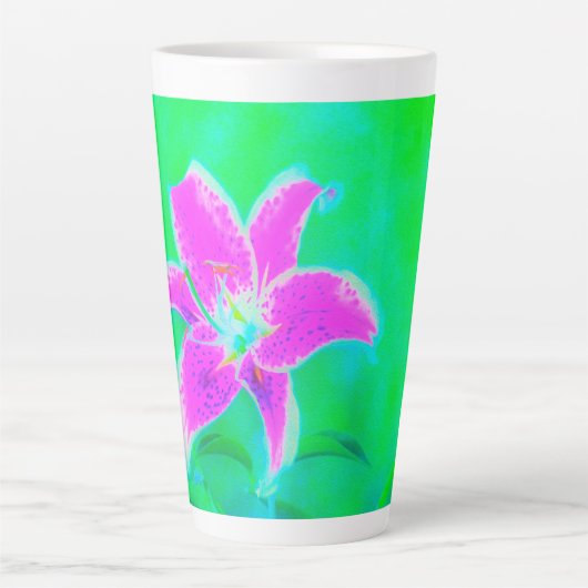 Hot Pink Stargazer Lily op Turquoise en Green Latte Mok (Voorkant)