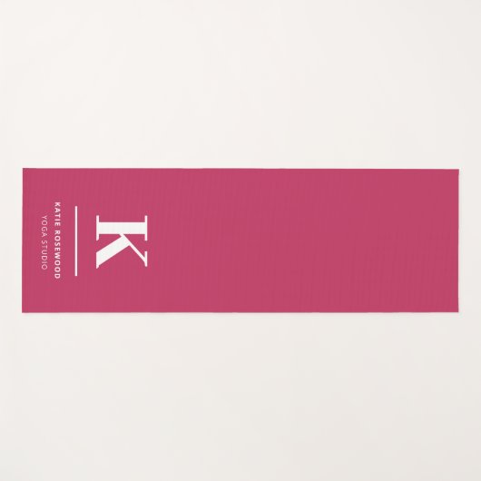 Hot Pink typografisch monogram Yogamat (Voorkant (horizontaal))