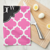 Hot Pink Wt Moroccan #5 Black 3 Initiaal monogram Theedoek (Quarter Fold)