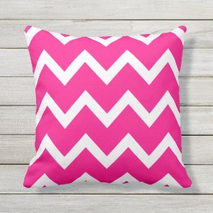 Hot Pink Zigzag Chevron Pattern Kussens buitenshui