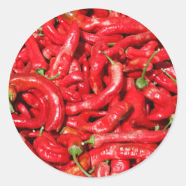 Hot Red Chili Peppers Buiten in de Zomerzon Ronde Sticker