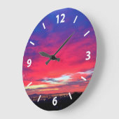 Hot-roze blauwe wolwolk zonsondergang kustlandscha grote klok (Hoek)