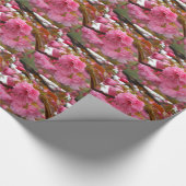 Hot-roze Cherry Blossom Flowers Cadeaupapier (Hoek)