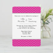 Hot-roze Chevron Wedding-uitnodigingen Kaart (Staand voorkant)