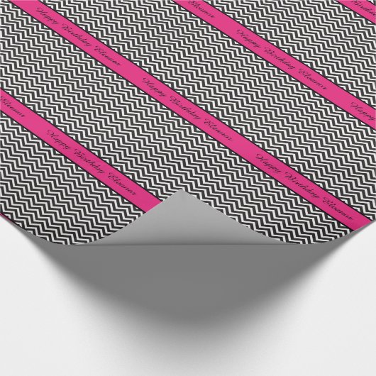 Hot-roze en Chevron ZigZag, aangepaste Birthday Gi Cadeaupapier (Hoek)