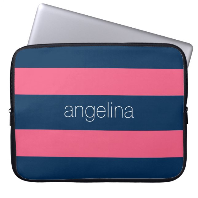 Hot-roze en moderne marinerougby-strips met naam laptop sleeve (Voorkant)