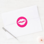 Hot-roze en witte lipstick ronde sticker (Envelop)