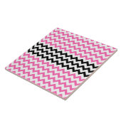 Hot-roze en zwarte Chevron van Shirley Taylor Tegeltje (Zijkant)