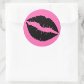 Hot-roze en zwarte lipstick afdrukken ronde sticker (Tas)