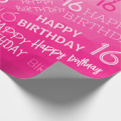 Hot-roze Geometric Mesh Pattern verjaardag op elke Cadeaupapier (Hoek)