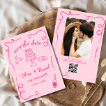 Hot Roze grillige Hand getrokken bruiloft foto Save The Date<br><div class="desc">Zet de toon voor uw bruiloft met deze grillige handgetekende save the date fotokaart! Met delicate, artistieke details en een gepersonaliseerde foto combineert dit ontwerp creativiteit en charme prachtig. De zachte, elegante typografie verbetert het romantische thema, terwijl de aanpasbare details ervoor zorgen dat het perfect aansluit op uw speciale dag....</div>