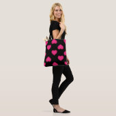 Hot-roze harten patroon tote bag (Op model)