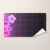 Hot-roze hibiscus op zwart en roze gecontroleerd bad handdoek (Handdoek)