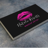 Hot-roze lipstick, artiest Black Beauty Salon Visitekaartje