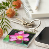 Hot-roze Lotus Flower Sleutelhanger (Voorkant Rechts)