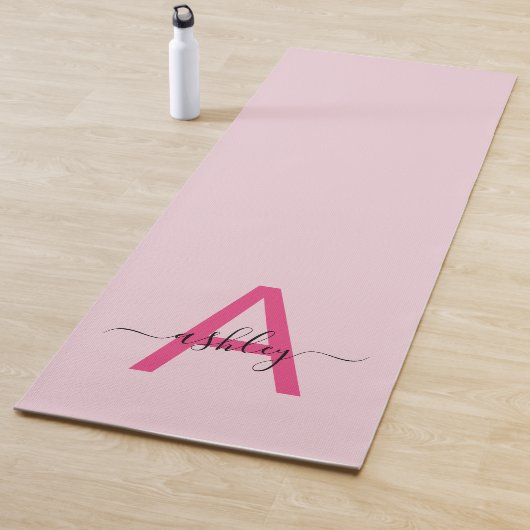 Hot Roze Modern Script Girly Monogram Naam Yoga Yogamat (In situ)