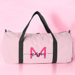 Hot Roze Monogram Naam Meisje Script Sport Plunjezak<br><div class="desc">Verhoog uw spel met onze Hot Pink Monogram Naam Meisje Script Sport Duffle Bag! Met een levendig hot pink ontwerp, is deze plunjezak gepersonaliseerd met jouw naam in een elegant lettertype voor een aangepaste touch. Ideaal voor sport, gymsessies of reizen, het biedt voldoende ruimte en duurzame constructie om uw uitrusting...</div>