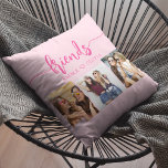 Hot roze vrienden 3 foto vriendschap collage kussen<br><div class="desc">Vier uw vriendschap met de Vrienden 3 Foto Vriendschap Collage Sierkussen. Dit gepersonaliseerde kussen beschikt over een prachtig gerangschikte collage van drie gekoesterde foto's, het vastleggen van speciale momenten met je vrienden. Gemaakt van hoogwaardige materialen, voegt het een stijlvolle en sentimentele touch toe aan elke ruimte. Perfect voor verjaardagen, feestdagen...</div>