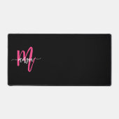 Hot Roze Zwart Modern Script Girly Monogram Naam Bureaumat (Voorkant)