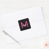 Hot Roze Zwart Modern Script Girly Monogram Naam Vierkante Sticker (Envelop)