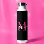 Hot Roze Zwart Modern Script Girly Monogram Naam Waterfles<br><div class="desc">Blijf gehydrateerd in stijl met onze Hot Pink Modern Script Girly Monogram Naam Water Bottle! Deze waterfles is voorzien van een gedurfd hot pink ontwerp en is gepersonaliseerd met jouw naam in een elegant, modern script voor een chique, aangepaste toets. Perfect voor school, workouts of onderweg, het is gemaakt van...</div>