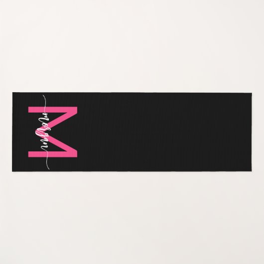 Hot Roze Zwart Modern Script Girly Monogram Naam Yogamat (Voorkant (horizontaal))