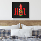 Hot Sauce Bottle Canvas Afdruk (Insitu (Slaapkamer))
