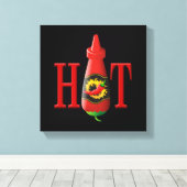 Hot Sauce Bottle Canvas Afdruk (Insitu (Houten vloer))