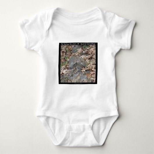 Hot Springs Mountain, AR Squirrel Camouflage Gifts Romper (Voorkant)