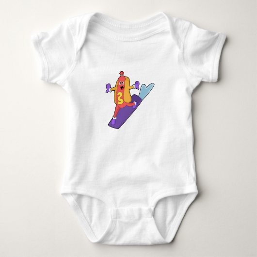 Hotdog als Snowboarder met Sonowboard Romper (Voorkant)
