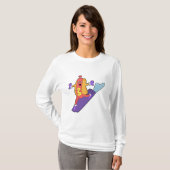 Hotdog als Snowboarder met Sonowboard T-shirt (Voorkant volledig)