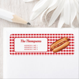 Hotdog op rode geruite stof met aangepaste tekst etiket