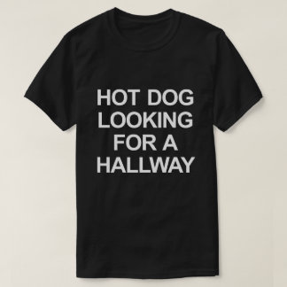 HOTDOG OP ZOEK NAAR EEN HAL T-SHIRT