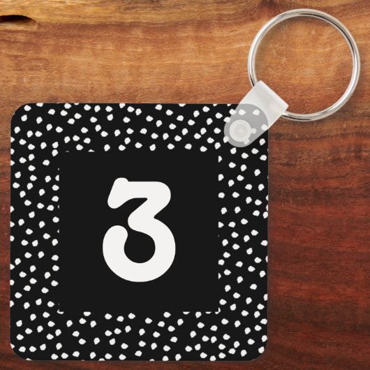 Hotel Airbnb Kamernummer Modern Cute Polka Dot Sleutelhanger (Achterkant)