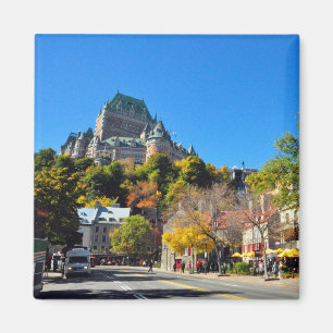 Hotel Frontenac hoog boven Quebec City Magnet