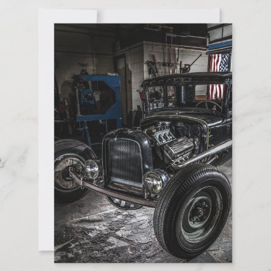 Hotrod in een Garage-uitnodiging Kaart (Voorkant)