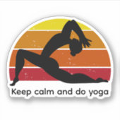 Hou je rustig en doe yoga sticker (Voorkant)