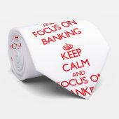Hou kalm en focus op bankieren stropdas (Opgerold)