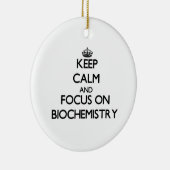 Hou kalm en focus op biochemie keramisch ornament (Rechts)