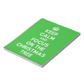 Hou kalm en focus op de kerstboom, grappig notitieblok (Linkerzijde)