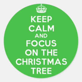 Hou kalm en focus op de kerstboom, grappig ronde sticker