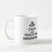 Hou kalm en focus op renovatie koffiemok (Links)