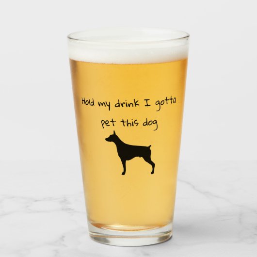Hou Mijn Drankje Even Ik Moet Deze Hond Aaien Glas (Voorkant gevuld)