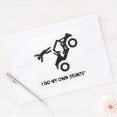 Hou mijn eigen stunts vierkante sticker (Envelop)