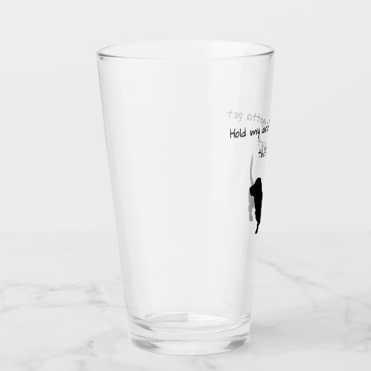 Hou m'n kop vast... ik moet dit trottophopglas pak glas (Rechts)