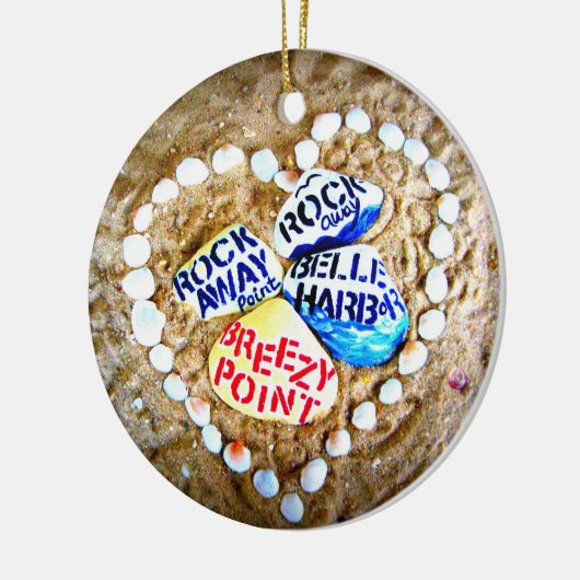 Hou van Breezy Punt. Rockaways. Keramisch Ornament (Links)