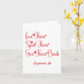 Hou van hen verwennen hen terug te geven oma grapp kaart (Gele Bloem)